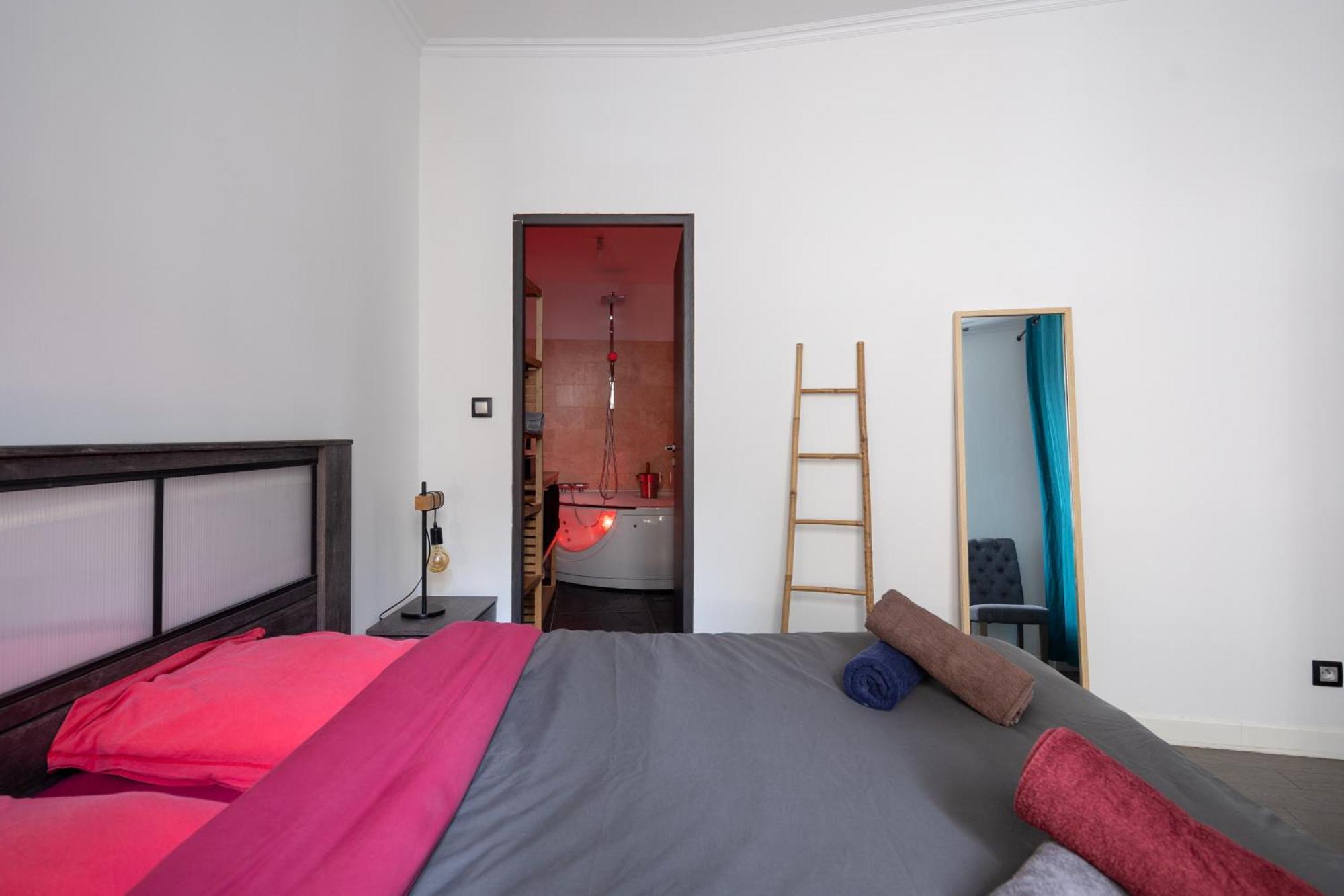 Appartement Spacieux Au Coeur D'Angers Etage 1 - 6 Personnes Exterior foto